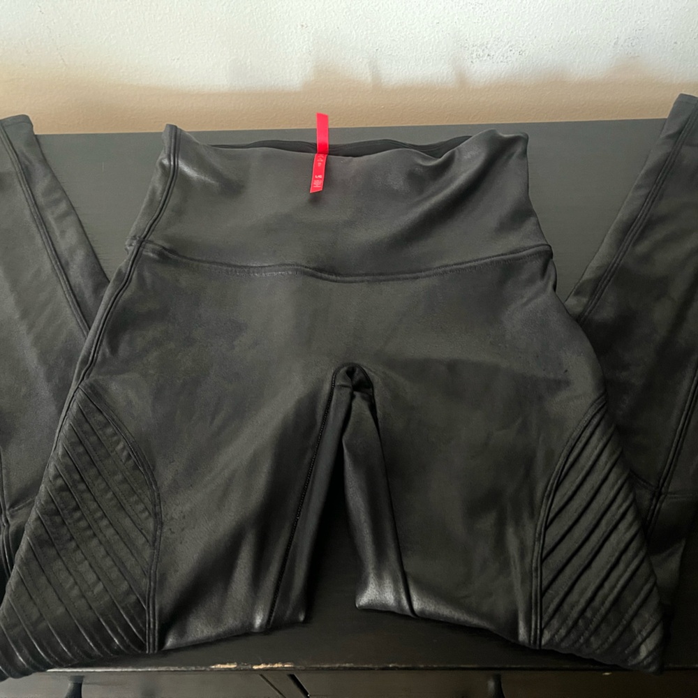 SPANX Charcoal Faux Leather Leggings